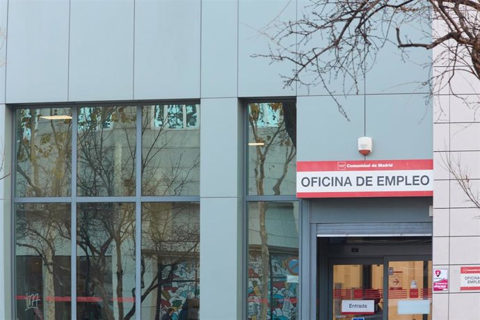 Archivo - Una oficina del Servicio Público de Empleo Estatal (SEPE) en la calle de Méndez Álvaro, a 3 de enero de 2023, en Madrid (España). 