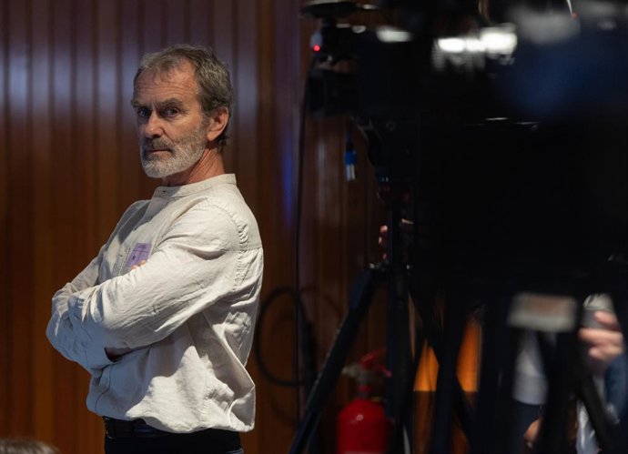 O epidemiologista Fernando Simón, durante o encerramento do evento institucional para comemorar o 40º aniversário da Lei Geral de Saúde, no Ministério da Saúde, em 20 de abril de 2026, em Madri (Espanha). A Lei Geral de Saúde de 1986, promovida
