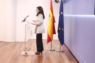 La portavoz de VOX en el Congreso, Pepa Millán, durante una rueda de prensa en el Congreso de los Diputados, a 21 de abril de 2026, en Madrid (España).