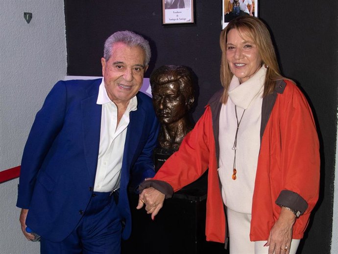 Archivo - Andrés Pajares Y Juani Gil En Una Imagen De Archivo