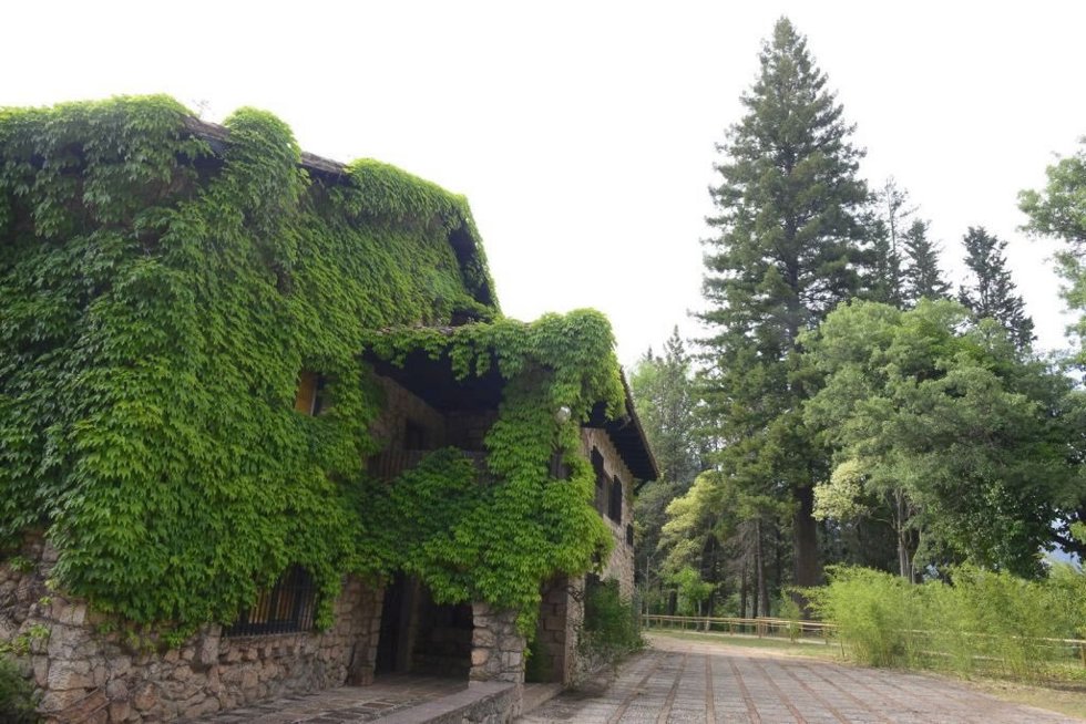 Exterior del Centro de Visitantes de la Torre del Vinagre