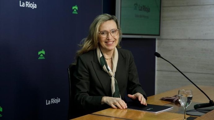 La consejera, Belinda León