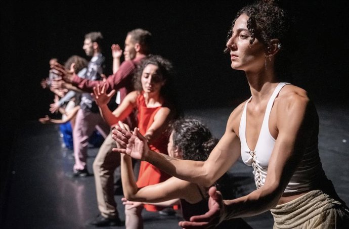 'Badke(Remix)', Pieza Coreográfica, Coproducción De Lageste Y Stereo48
