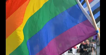 El TC admite el recurso del Gobierno y suspende varios artículos de la modificada Ley Trans valenciana