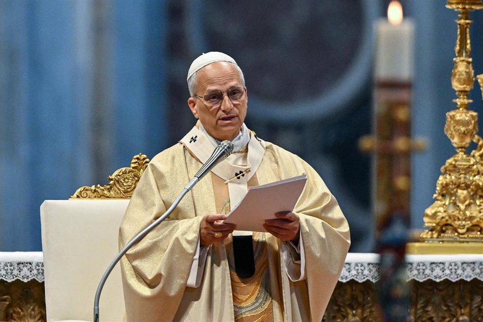 26 April 2026, Vatican, Vatican City: Pope Leo XIV presides over the Holy Mass with Priestly Ordinations, at St Peter's Basilica in the Vatican. Photo: Alessia Giuliani/IPA via ZUMA Press/dpa