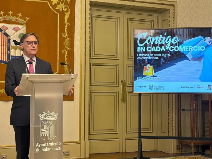 El alcalde de Salamanca, Carlos García Carbayo, preesnta SALdeCompras.