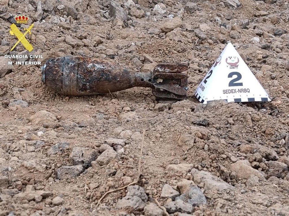 Proyectil desactivado por la Guardia Civil en Lanzarote