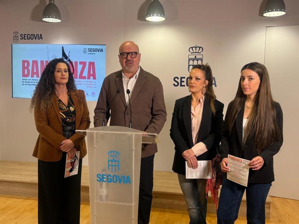 Danza contemporánea, ballet y música de banda se dan cita en la plaza Mayor de Segovia con 'Bandanza', durante mayo y junio