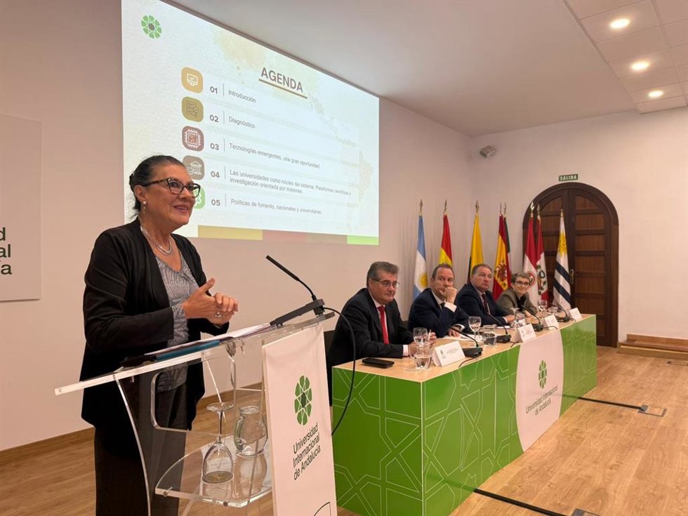 La exrectora de la Universidad Peruana Cayetano Heredia (UPCH), Fabiola León Velarde, durante la lección inaugural del III Encuentro Iberoamericano La Rábida.