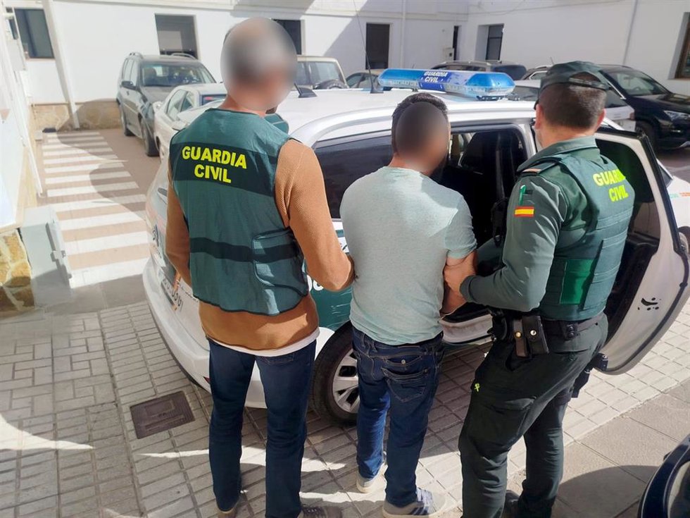 Imagen de uno de los dos detenidos
