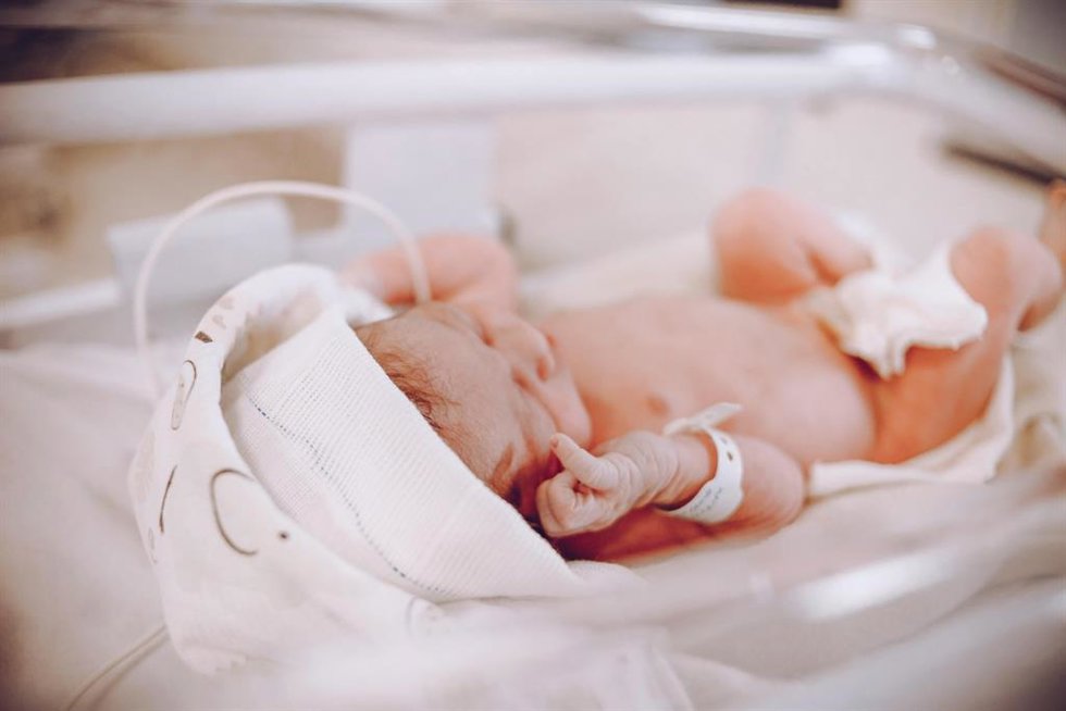 Imagen de recurso de un bebé prematuro.