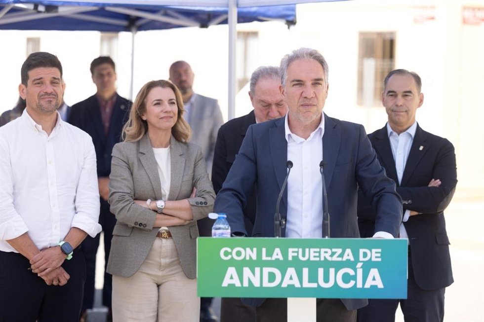 El vicesecretario de Política Autonómica y Municipal y Análisis Electoral, Elías Bendodo, en unacto en Benalmádena (Málaga).