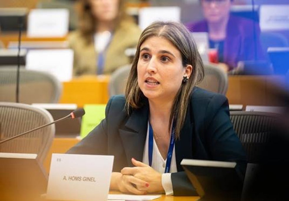 La eurodiputada del PSOE Alícia Homs en el Parlamento Europeo.