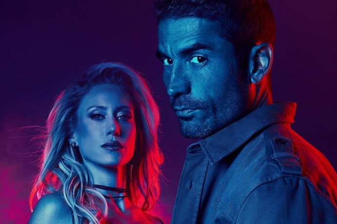 Póster oficial y fecha de estreno de la temporada final de El Inmortal con Alex García y Teresa Riott