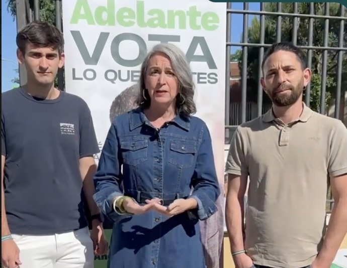 Begoña Iza durante su acto electoral en San José de La Rinconada.