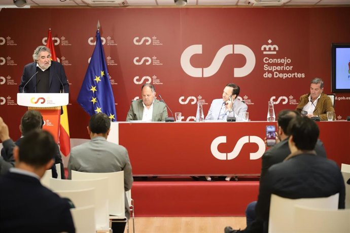 El presidente del Consejo Superior de Deportes, José Manuel Rodríguez Uribes, durante la presentación de la candidatura para acoger el Mundial de rugby masculino en 2035 y en 2037, el femenino.