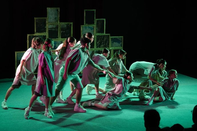 'Conquestes' És El Títol Del Nou Espectacle D'Escena Erasmus UV.