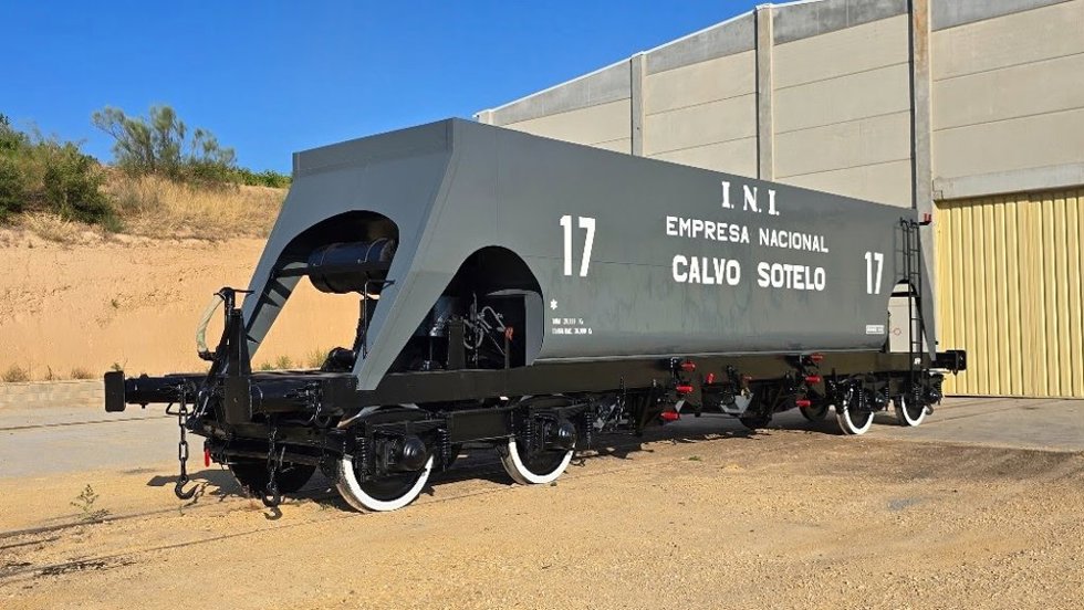 El Museu del Ferrocarril de Móra la Nova (Tarragona) exhibe el vagón tolva cedido por Endesa