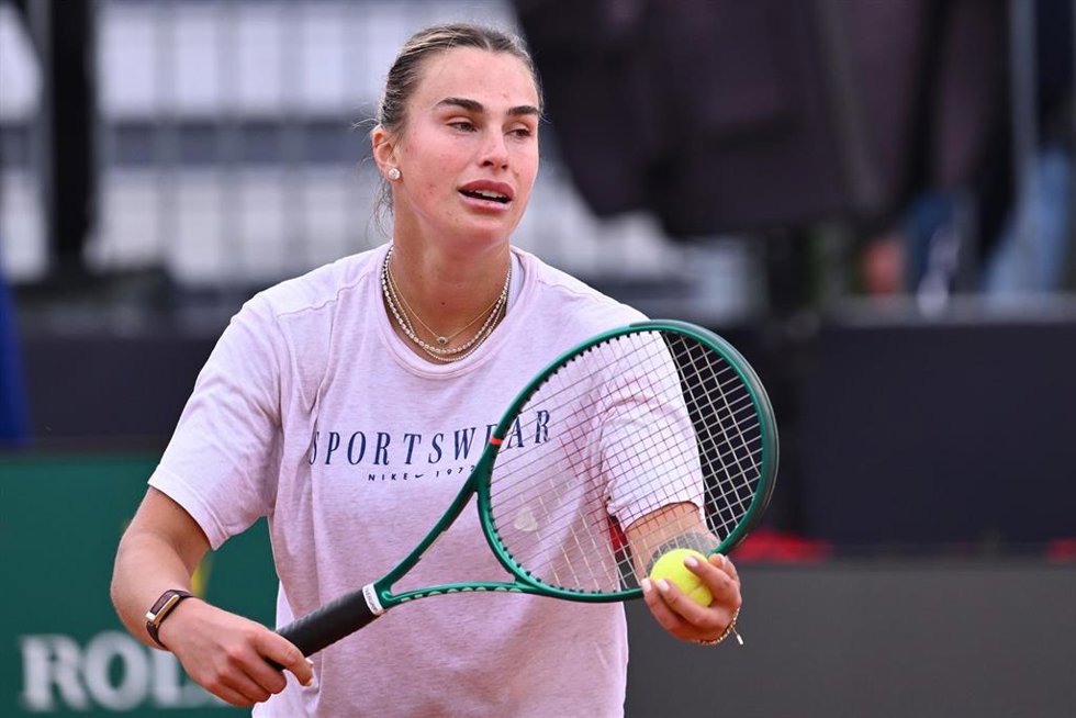 05 May 2026, Italy, Rome: Belarusian tennis player Aryna Sabalenka in action during a training session at the Italian Open tennis tournament at Foro Italico. Photo: Domenico Cippitelli/LiveMedia-IPA/ZUMA Press Wire/dpa