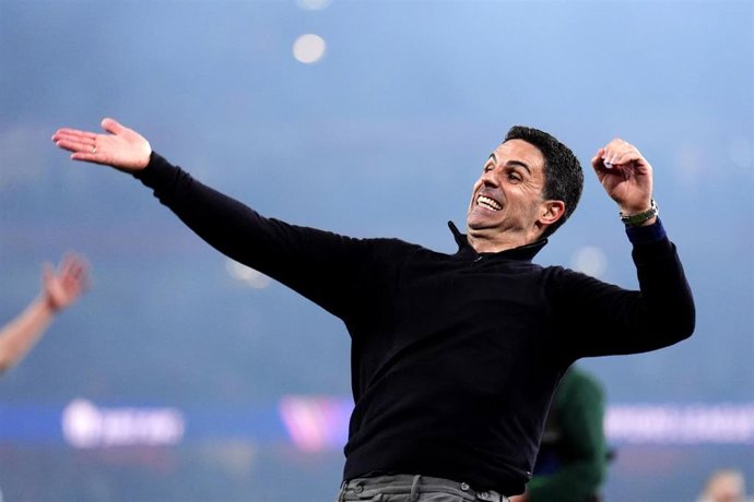 Mikel Arteta celebra el pase a la final de la Liga de Campeones 25-26