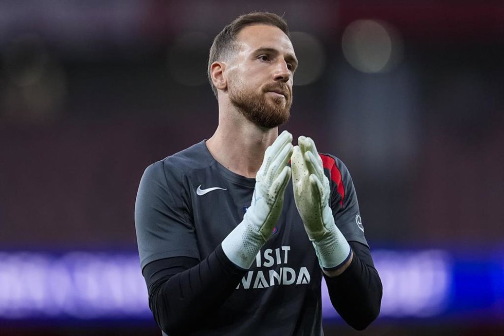Jan Oblak con el Atlético de Madrid en el Emirates Stadium