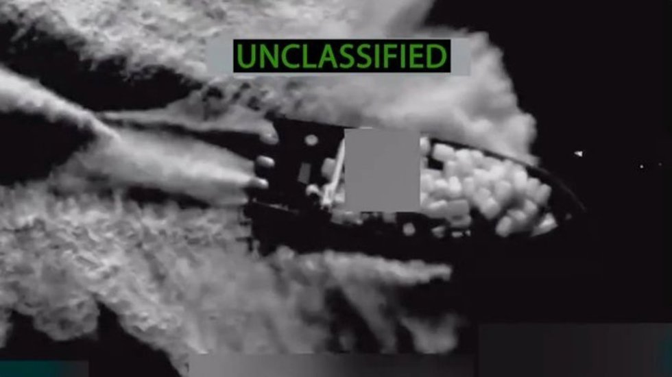 Archivo - Archivo- Imagen desclasificada y publicada por el Comando Sur del Ejército de Estados Unidos de una embarcación supuestamente ligada al narcotráfico y bombardeada por las fuerzas estadounidenses