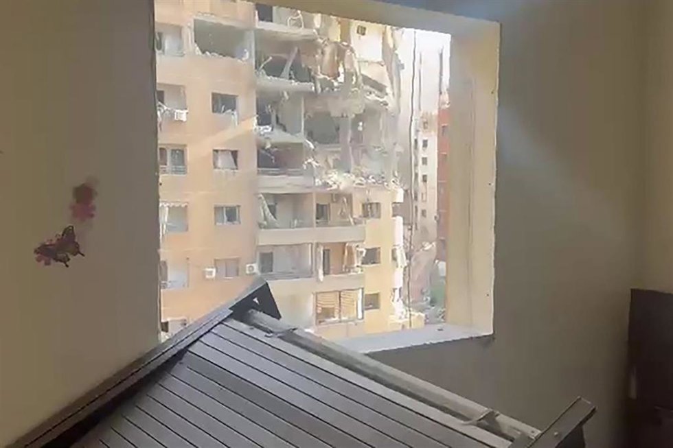 Daños en un edificio atacado por el Ejército de Israel en la capital de Líbano, Beirut (archivo)