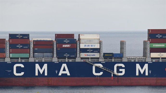 Archivo - El portacontenedores 'Better Ways', de la compañía francesa CMA CGM llega al puerto de Marsella, en Francia, en abril de 2025 (archivo) 