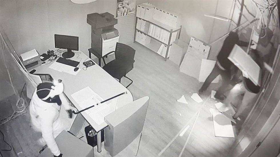 Detenidos en Madrid seis ladrones de bancos que operaban en pequeñas localidades de toda España.