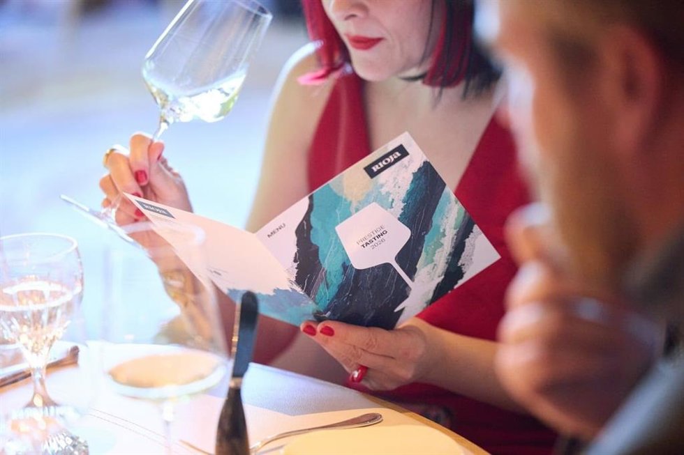 Rioja consolida su propuesta en Suiza con una experiencia exclusiva en el icónico Beau-Rivage Palace de Lausana