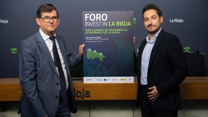 El director general de Empresa, Energías e Internacionalización, Amadeo Lázaro, junto al director gerente de Desarrollo de Inversiones Riojanas (DIR), Víctor de Pablo, presenta una actuación para reforzar la captación de inversiones en La Rioja