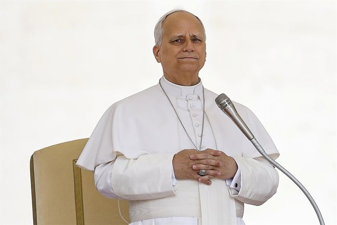 6 de maio de 2026, Cidade do Vaticano, ITÁLIA/ROMA: O Papa Leão XIV durante a audiência geral semanal na Praça de São Pedro, na Cidade do Vaticano, em 6 de maio de 2026. ANSA/ANGELO CARCONI., Imagem: 1096871054, Licença: Direitos gerenciados, Restrições: 