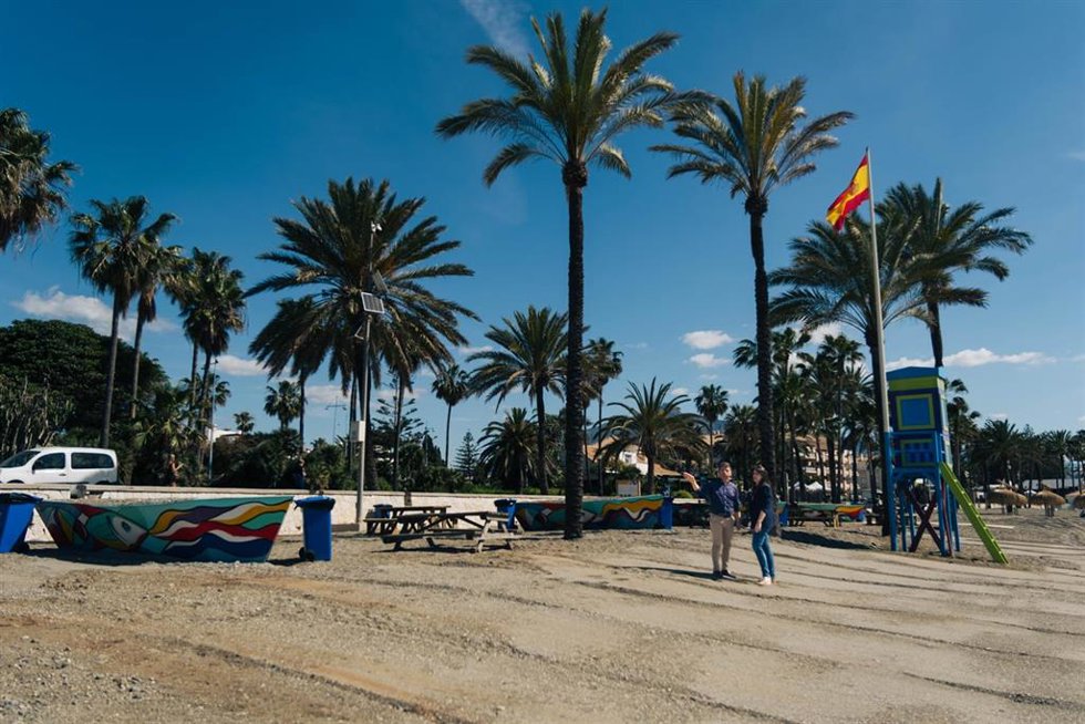 Marbella habilita una nueva plataforma digital para la reserva de moragas de playas