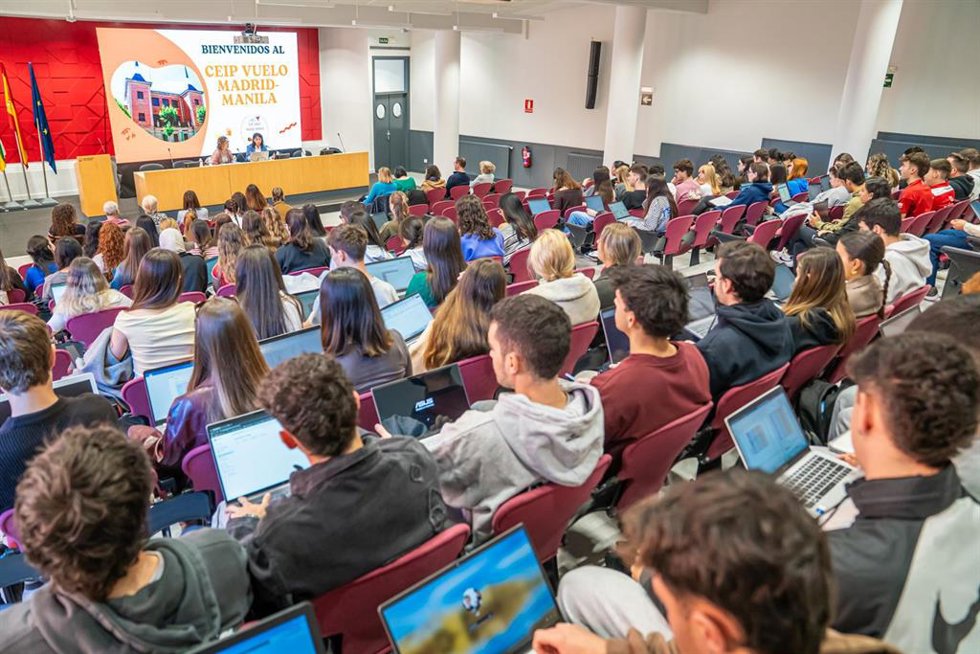 La Universidad de La Rioja acoge un Encuentro de Centros Educativos de La Rioja