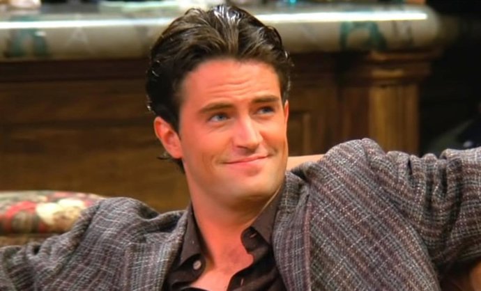 Salen a subasta objetos personales de Matthew Perry, incluyendo guiones y recuerdos de Friends