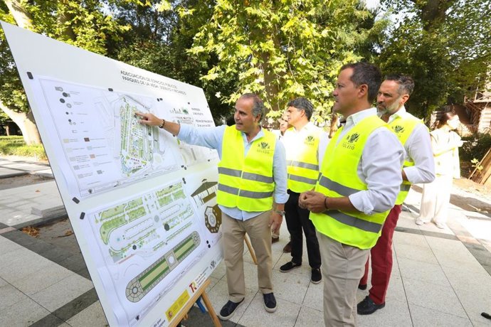Velázquez visita las obras del Paseo de La Vega