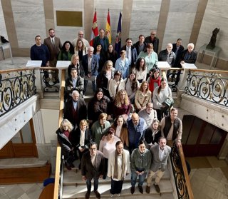 Representantes de la Diputación de las 36 entidades del Tercer Sector, en la Diputación de Palencia junto a la presidenta, Ángeles Armisén.