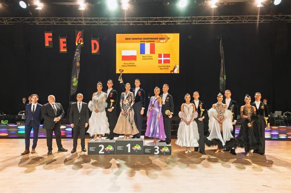 Podio del Campeonato de Europa Absoluto Estándar