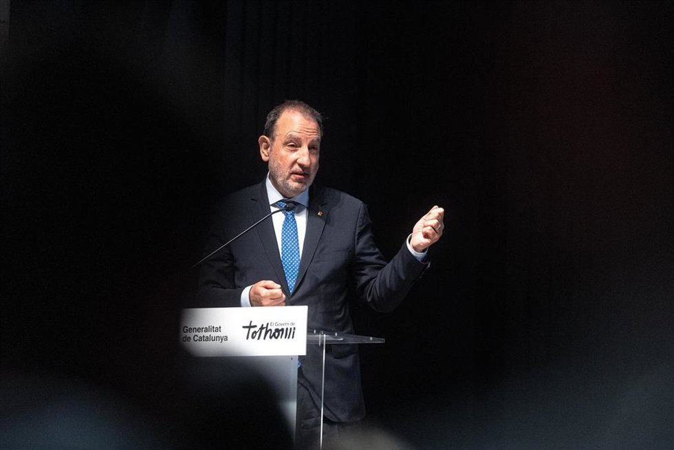 El conseller de Justicia y Calidad Democrática, Ramon Espadaler, presenta la conferencia inaugural del Any Josep Irla en Girona