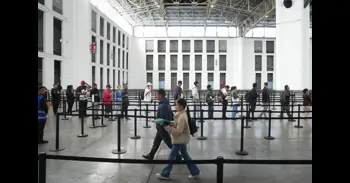 El Gobierno declara "secretos o reservados" los documentos de Interior sobre la regularización de migrantes