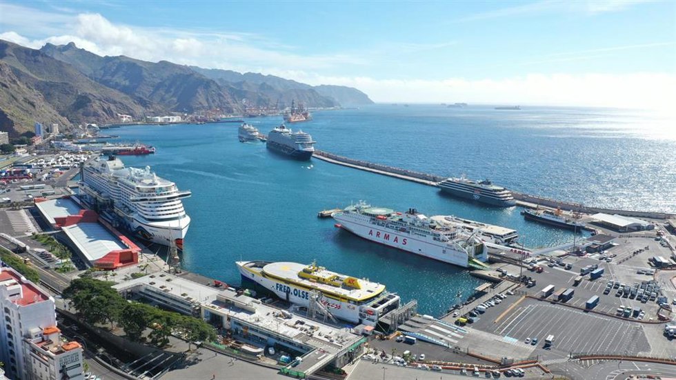 Archivo - Puerto de Santa Cruz de Tenerife.