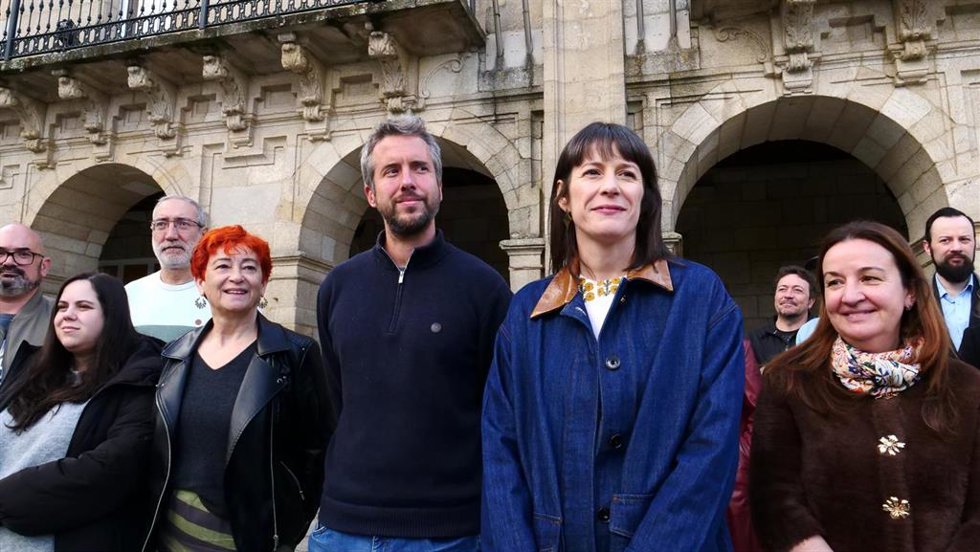 La portavoz nacional del BNG, Ana Pontón, visita al equipo municipal del Bloque en Lugo un día antes de la moción de censura.
