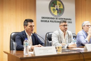 Mesa redonda de Obra Pública que se ha celebrado este miércoles en la Escuela Politécnica de Cáceres