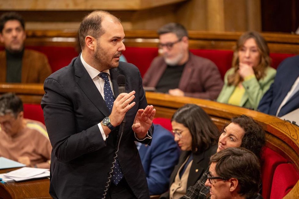 Archivo - El conseller de Presidència de la Generalitat, Albert Dalmau, en una imagen de archivo