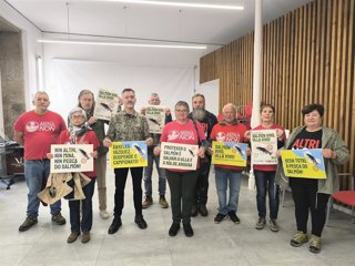 Convocan una concentración para pedir la suspensión de la pesca del salmón.
