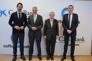 Foto de familia en la jornada celebrada en Huesca.