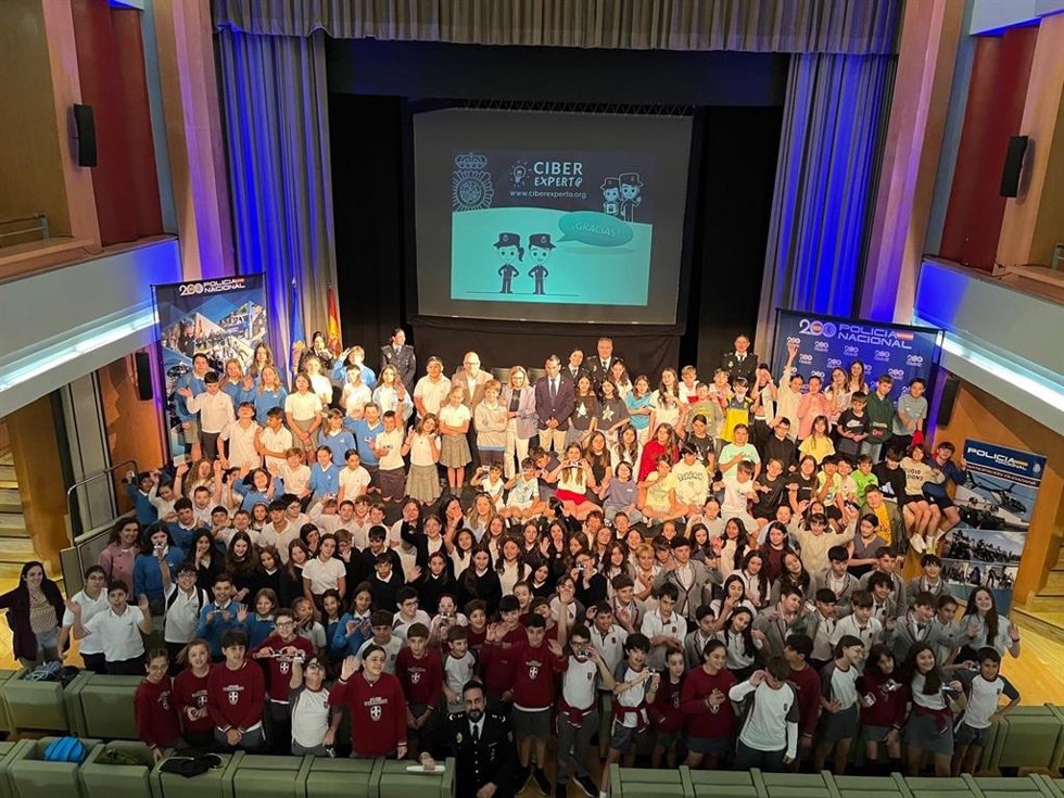 Entrega de carnés del programa Ciberexpert@.