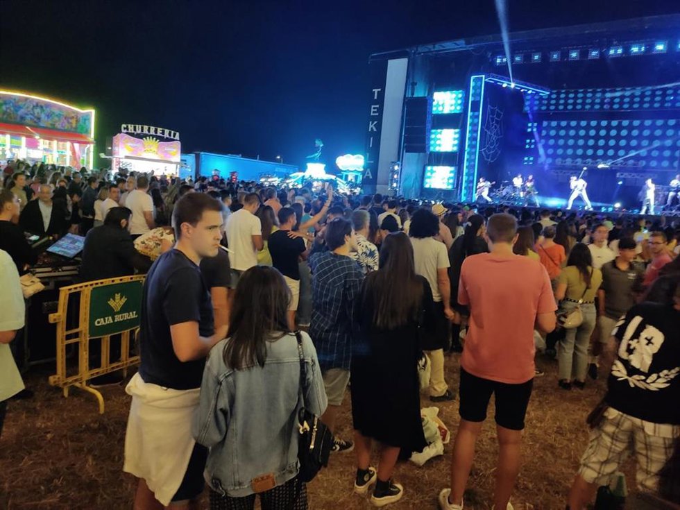 Archivo - Fiesta de barrio, en Gijón. (Archivo)
