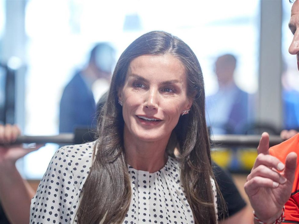 Archivo - La Reina Letizia durante la inauguración del Curso de Formación Profesional 2025/2026 en el Centro Integrado Politécnico de Formación Profesional Lumbier, a 3 de octubre de 2025, en Lumbier, Navarra (España).
