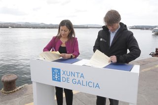 La conselleira do Mar, Marta Villaverde, y el conselleiro de Facenda, Miguel Corgos.